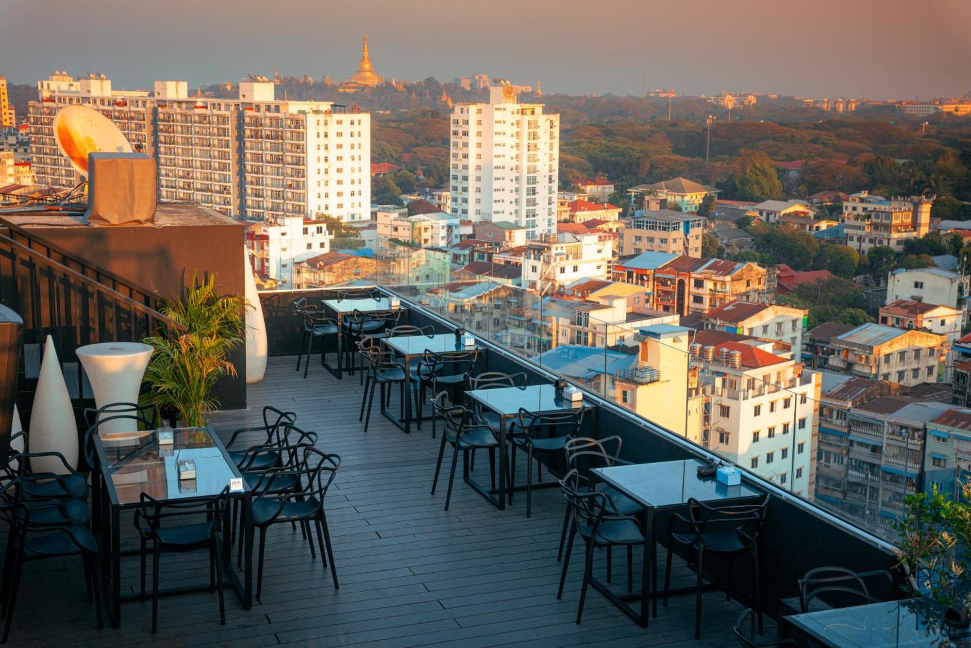 Hotel Sanchaung Янгон Екстер'єр фото