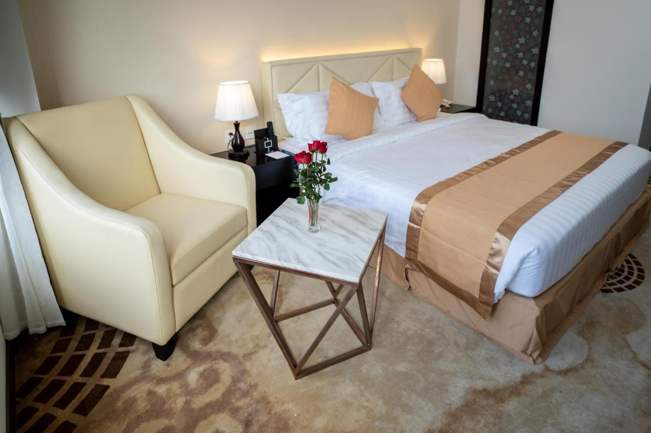 Hotel Sanchaung Янгон Екстер'єр фото